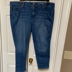 New Direction skinny jeans 20ws